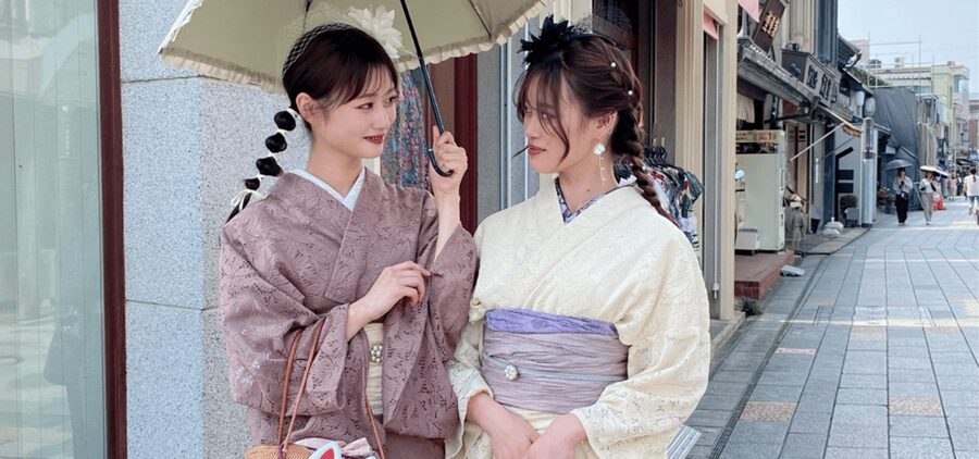 Kanagawa: Kimono Rental in Kamakura Provided by RikaWafuku - Women Get Hair Styling: Five Patterns, Irons, and Included Accessories