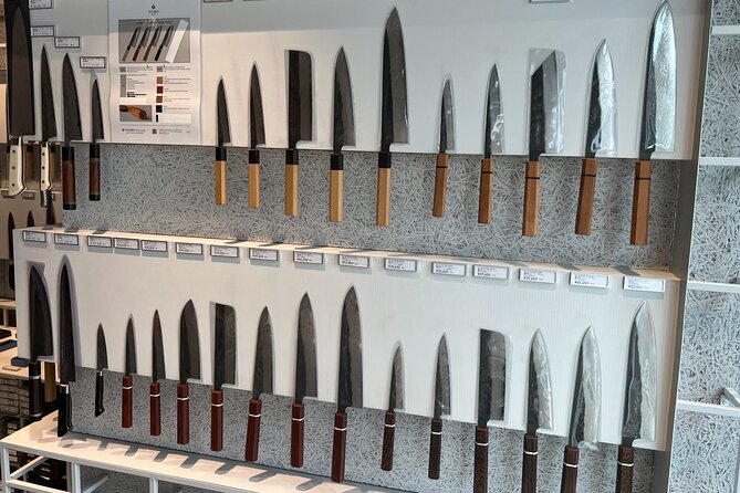 Kappabashi Knife Shopping Tour with Government-Licensed Guide - Tokyo Sky Tree finish option: extend the day, mind the entry fees