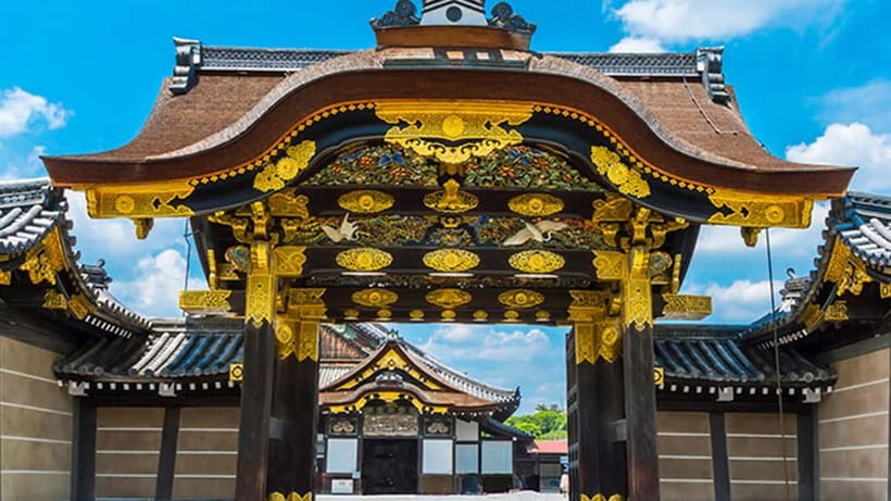 Kyoto: Nijo Castle World Heritage Guided Tour with Admission - Accessibility and comfort: the “shoes off” factor