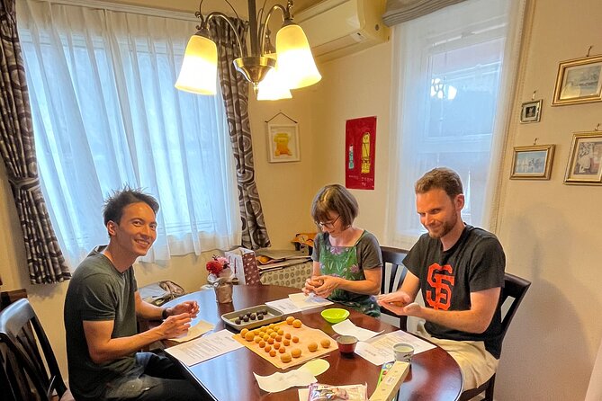 Let's make Wagashi at private home in Yokohama, suburban Tokyo - Getting There: Azamino Station and a Private Home Setting