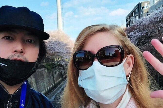 Licensed Guide Tokyo Meguro Cherry Blossom Walking Tour - Where you meet your licensed guide at Nakameguro (and how to avoid the common snag)