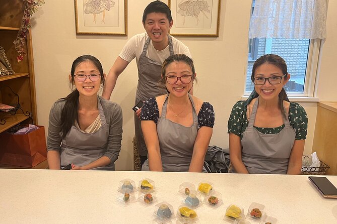 Making Japanese desserts Nerikiri & drinking matcha in Tokyo - Matcha time: what happens at the end and how to enjoy it
