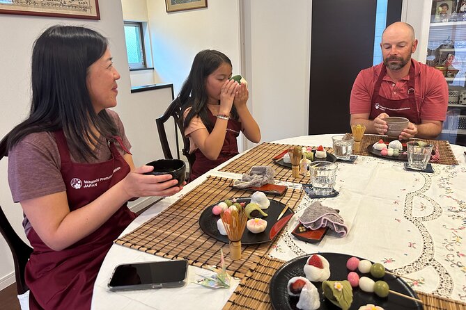 Mochi Sweets Making Class in Tokyo - Getting A Real Mochi Lesson, Not a Quick Demo