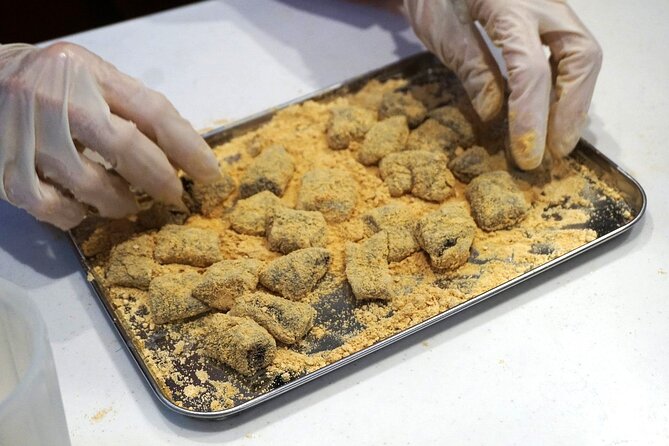 Mochi Sweets Making Class in Tokyo - Dietary Fit: Vegetarian and Vegan Friendly Without Feeling Like a Compromise
