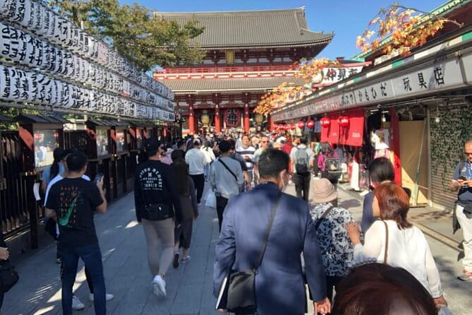 Mount Fuji and Hakone Private Tour with Pickup from Tokyo - Lake Kawaguchiko: your best shot at a clear Fuji reflection