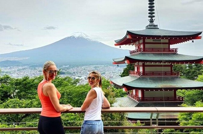 Mount Fuji Full Day Customized Private Tour with English Guide - Oshino Hakkai: the calm volcanic detour you should not skip