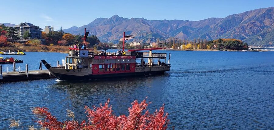 Mount Fuji-Lake Kawaguchi Private Tour with Bilingual Driver - Getting picked up in Tokyo, then building a realistic 10-hour day