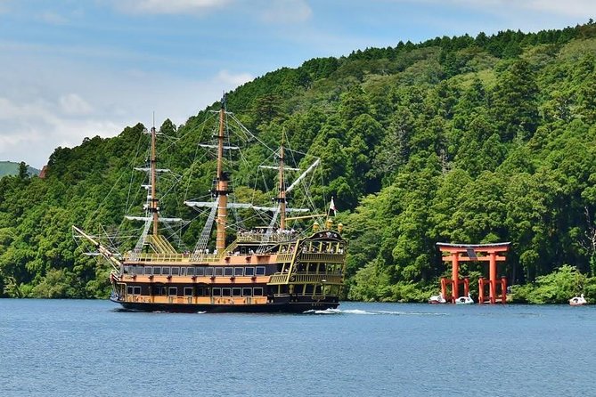 Mt. Fuji 5th Station, Owakudani Ropeway, Pirate Ship plus Outlet shopping! - Owakudani Ropeway: volcanic gas views and a classic Hakone vibe