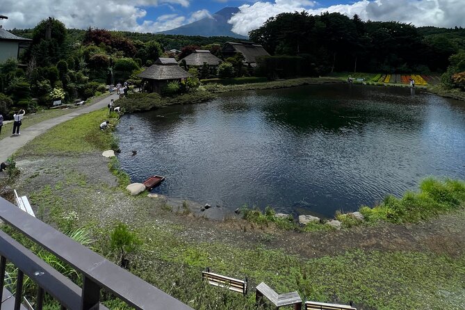 Mt.Fuji and Hakone Private SightSeeing Day Tour With Guide - Mt. Fuji Subaru Line 5th Station: the closest payoff