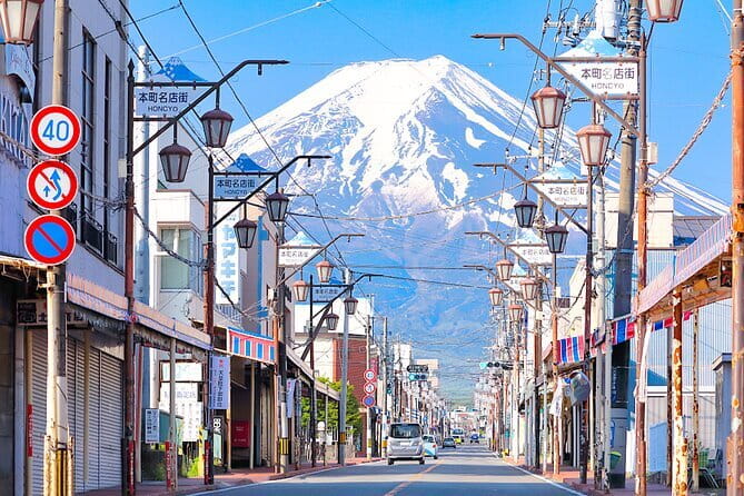 Mt.Fuji Arakurayama Sengen Park,Oshino Hakkai,Kawaguchi Lake Tour - Why This Mt. Fuji Circuit Feels Easier Than DIY