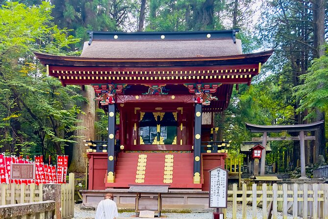 Mt. Fuji, Cherry Blossom & Shiba Sakura Pvt. Day Tour - Kitaguchi Hongu Fuji Sengen Jinja: The Quiet Reset Between Viewpoints