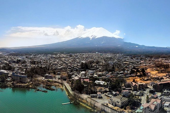 Mt Fuji Day Trip from Tokyo by Car with Photographer Guide - Private car from Tokyo, and why it changes the whole day