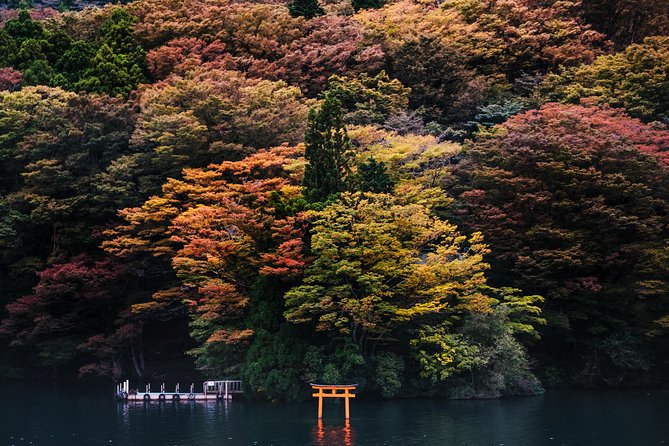 Mt Fuji & Hakone Cruise, Drum Show Bullet Train 1 Day from Tokyo - Lake Ashi Cruise: Sorakaze on the Water