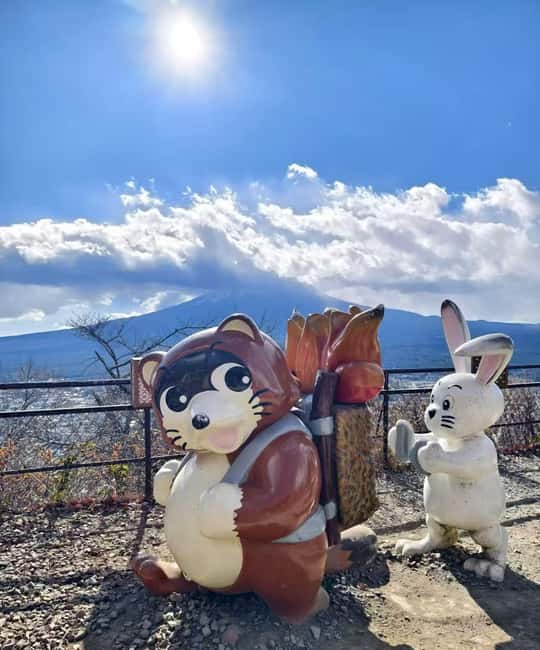 Mt. Fuji & Lake Kawaguchiko Ropeway Panorama Full-Day Tour - Oshino Hakkai: eight ponds that feel like a reset
