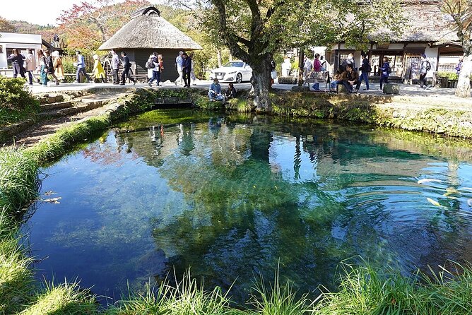 Mt. Fuji Tours with Kawaguchi Lake Ropeway View English Speaking - Oshino Hakkai Eight Ponds, Plus the Reality of Tourist Crowds