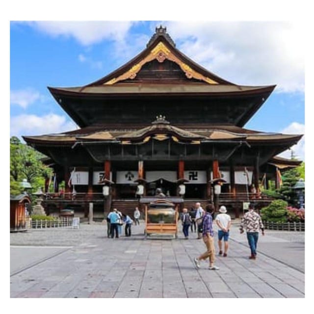 Nagano Tokyo: Snow Monkey Private Day Tour Hotel Pick & Drop - Zenko-ji Temple and the Hidden Passage: Sacred Stops That Add Texture