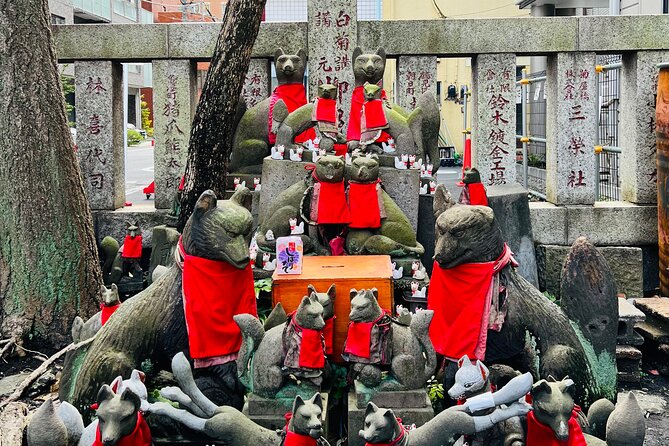 Nihonbashi Ningyocho Tour Seven Lucky Shrines and Treats - Stop 3: Suginomori Shrine, a quick stop with a full ritual set