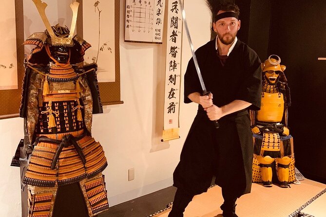Ninja Lesson in Tokyo – 1 Hour Hands-On with Japanese Master - Ninja training in Tokyo, not just a costume stop