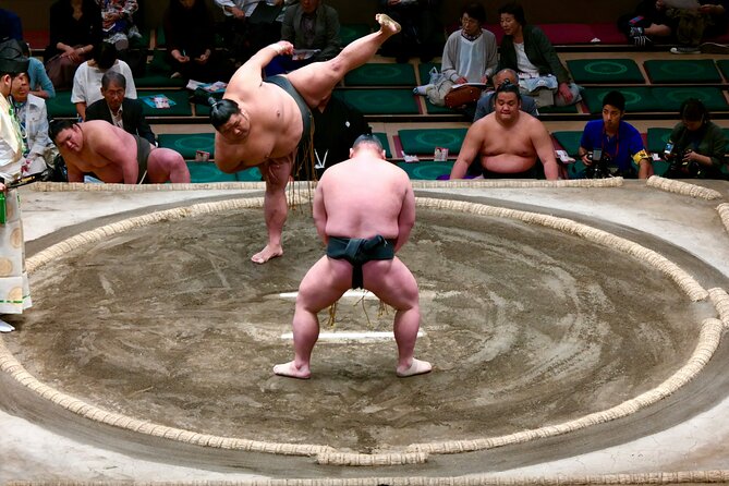 Official Sumo Tournament Ticket with Guided Experience - Photo rules and stadium etiquette that keep the experience smooth