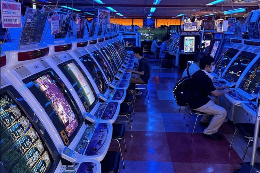 Private Akihabara Anime Game Maid Cafe Tour w/ free pickup - How a Private Akihabara Tour Saves You Time (and Confusion)