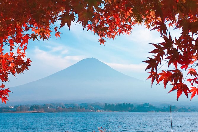 Private Car Tour to Mt. Fuji Lake Kawaguchiko or Hakone - When the day turns to Hakone: Ropeway views, Owakudani, and Lake Ashi cruising