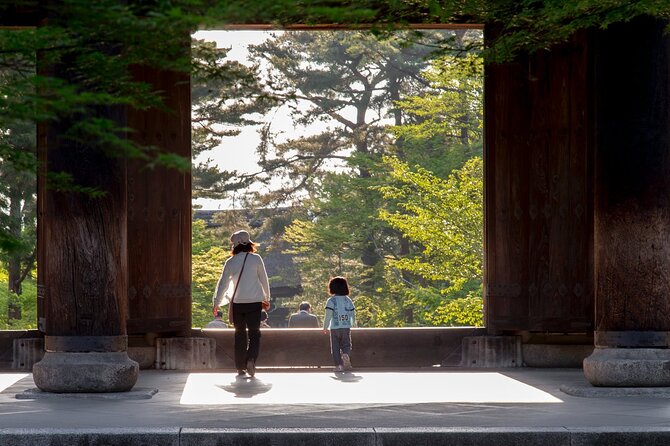 Private Full-Day Kamakura-Enoshima Tour with Bilingual Driver - Tsurugaoka Hachimangū: the shrine that anchors Kamakura