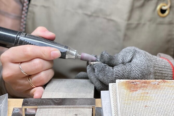 Private Handmade Ring Workshop Activity in Tokyo Shibuya - Instructor attention, cozy shop energy, and photo moments