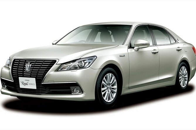 Private Haneda Airport (HND) to Central Tokyo City Transfer - Vehicle options and group sizes up to 9