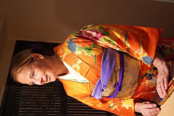 Private Kimono and tea ceremony at local home near Tokyo Disney - Hair, Accessories, and Looking Great Without a Makeup Artist