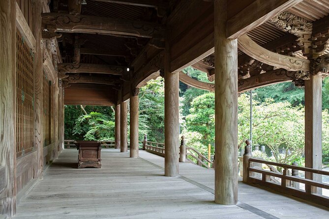 Private Kimono photo shooting tour in ancient city Kamakura - Myohonji Temple: Old Wooden Structures and Seasonal Calm