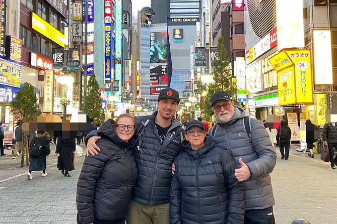 Private Tour Guide in English or Spanish (Español) - Who should book this Tokyo private tour, and who should pass