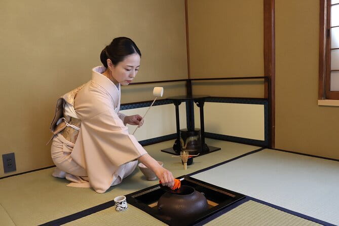 Private Tour in Kamakura: Matcha Tea Tasting & Photo Session - Jomyoji temple gardens: a Zen pause before tea
