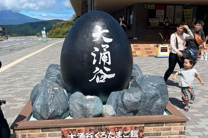 Private tour - Scenic Fuji Escape: Hakone, Peace Park & More - Getting From Tokyo and Why a Private Route Matters
