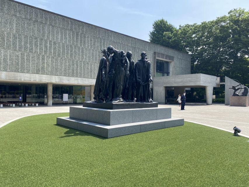 Private Ueno Park Architecture Tour - Guides, language, and the kind of questions this tour supports