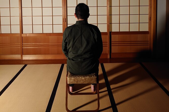 Private Zen Meditation in English in Shinjuku, Tokyo - Chair zazen makes it family-friendly and practical