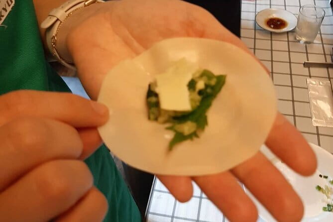 Ramen and Gyoza Cooking Class in Tokyo - Vegan-Friendly Broth and Dumpling Choices That Still Feel Like Tokyo