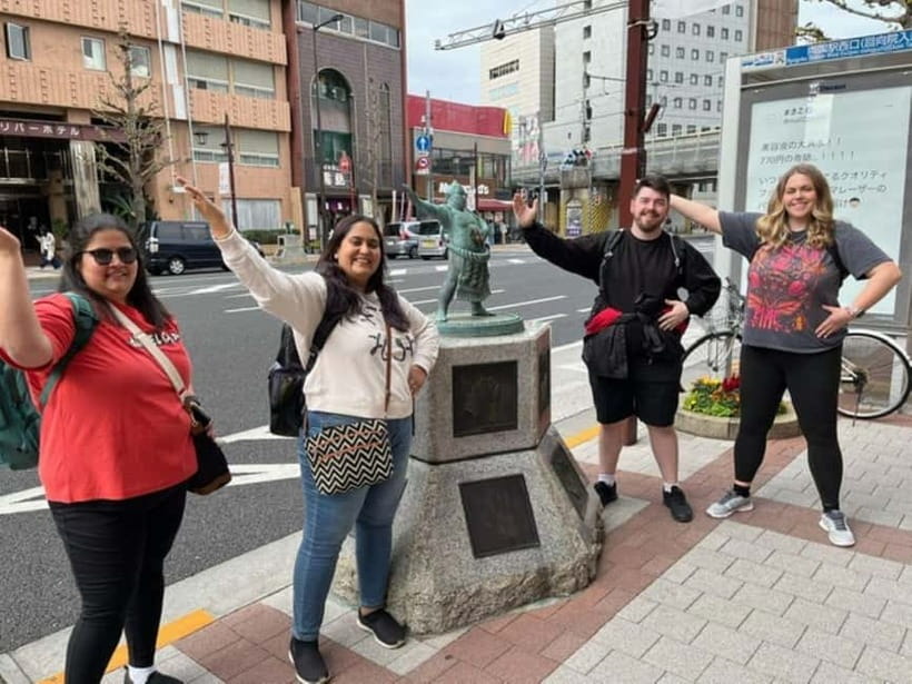 Ryogoku: Sumo Town Guided Walking Tour with Lunch - Lunch at Hana no Mai Edo-Tokyo Museum front: chanko-nabe and the team pot idea