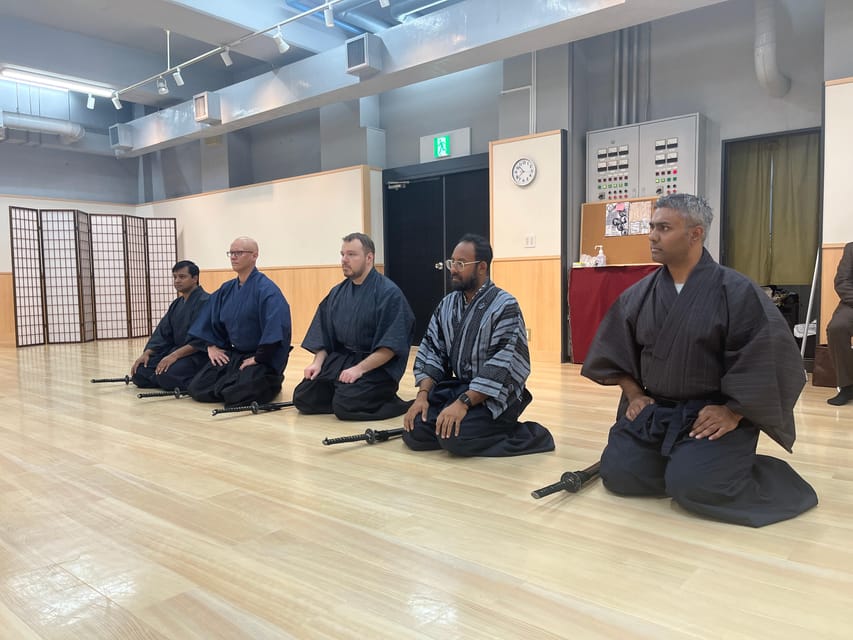 SAMURAI EXPERIENCE in Tokyo(Harajuku)【SAMURAI've】 - Tachimawari: Practicing the Sword-Scene Style