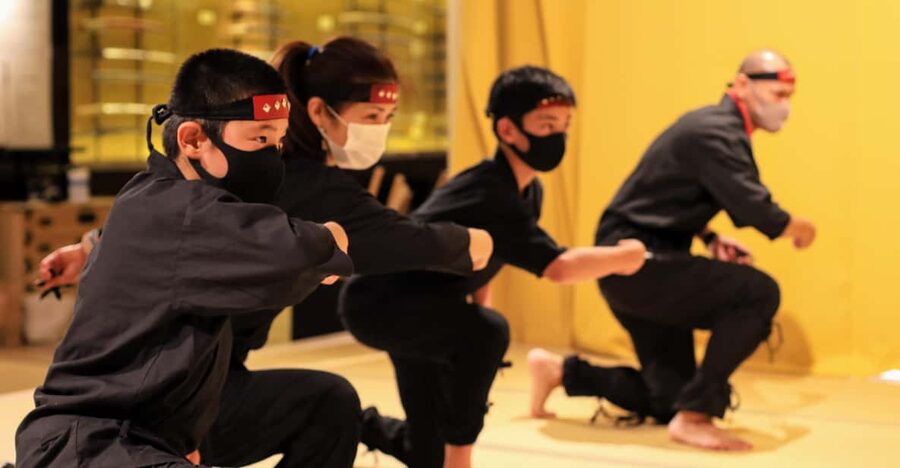 Samurai Ninja Museum Asakusa: Kid-Friendly Ninja Training - The 75-Minute Flow, from Treasure Hunt to Photo Moment