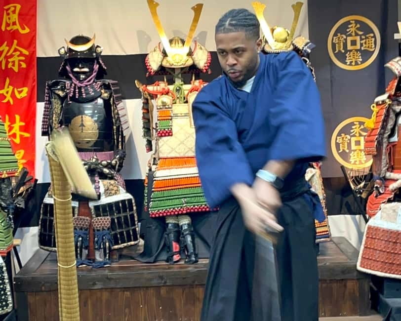 Samurai sword cutting experience - Meeting Point at Samurai Theater Tokyo, Then Back Again