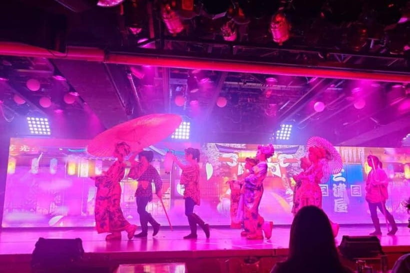 Samurai themed Entertainment show in Shinjuku - Rules That Matter: Smoking, Sunglasses, Flash, and Recording