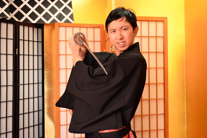 Samurai Training Tokyo Asakusa - Mock Battle Moves, Then Video Recording