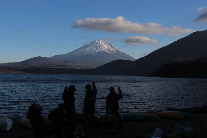 Seasonal Mt. Fuji Scenic Views, Fruit Picking and Ropeway Ride! - Yamanashi fruit farm time: picking what’s in season, eating more than you expect