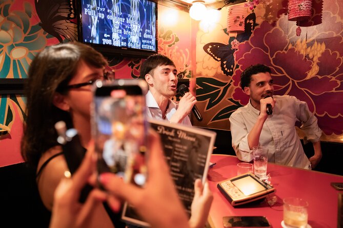 Shinjuku Underground Nightlife Tour: Izakaya Food & Bar Hopping - Omoide Yokocho Dinner: The Postwar Alley You Can Smell