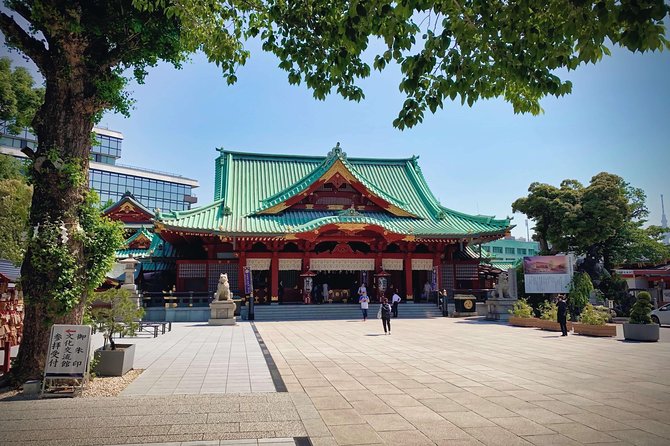 Shinto Shrine Tour: Explore Japanese Culture in Tokyo - Stop 2: Kanda Shrine, 1,270 years in a rebuilt kind of way