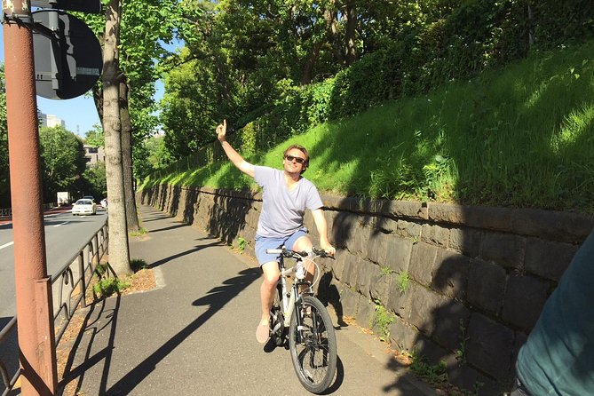 Small Group Cycling Tour in Tokyo - Why biking Tokyo beats the usual rush