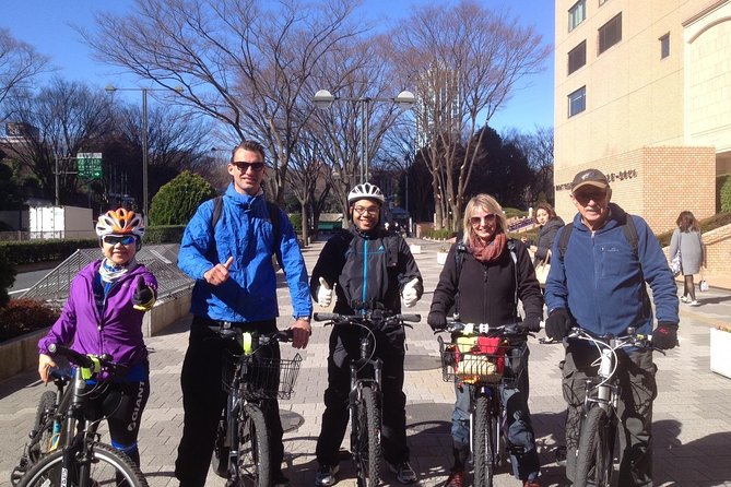 Small Group Cycling Tour in Tokyo - Stop 2: Aoyama Cemetery, history in a place people forget