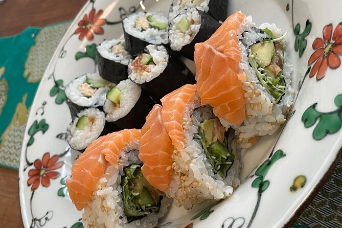 Small Group Sushi roll and Tempura Cooking Class in Nakano - Setting the table and eating what you made