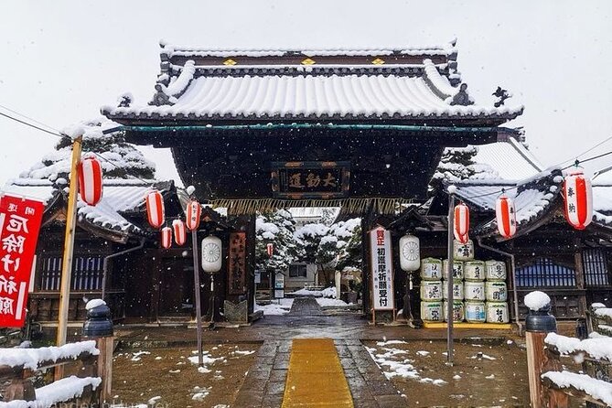 Snow Monkey Park & Zenkoji Temple Nagano Pvt. Full Day Tour. - Who this tour fits best, and who should skip it