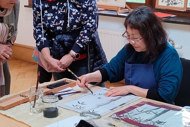 Sumi-e (ink painting) experience in Tokyo - Inside the 60 Minutes: What You’ll Actually Do